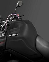 Acerbis Honda Transalp XL750 23L, réservoir virtuel
