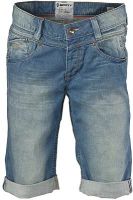 Scott Tapared, mujeres pantalones cortos