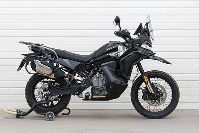 Yakk EXP CF Moto 800 MT-X, боковой держатель для чехла (14/15)