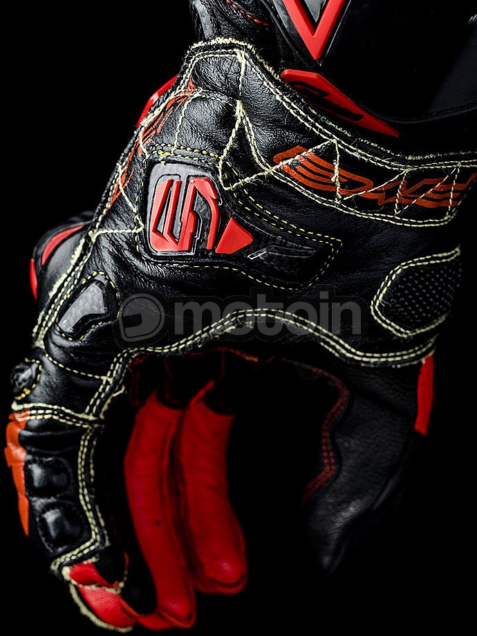 Five RFX Race gloves motoin