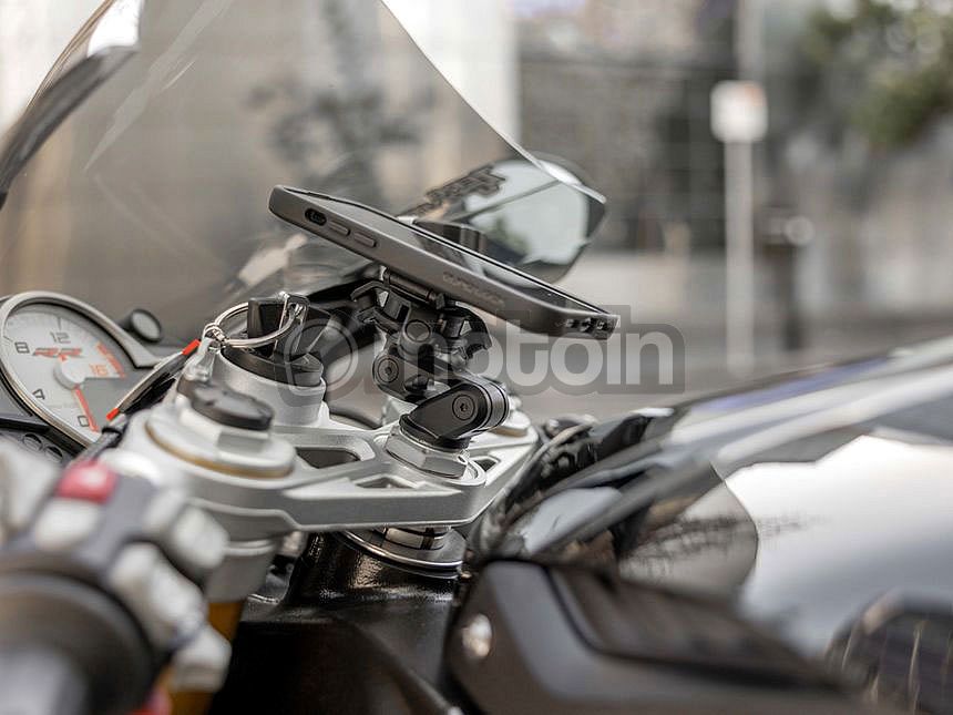 Support Smartphone Quad Lock tige de fourche pour moto sportive -  Adaptateur et chargeur 